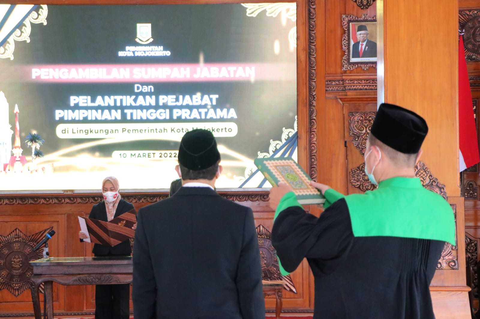 Ning Ita Lantik Tiga Pejabat Pimpinan Tinggi Pratama